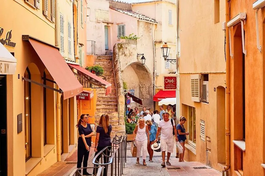 Holiday home Maison Elegante & Cozy, 5Mn Des Plages & St Tropez Gassin
