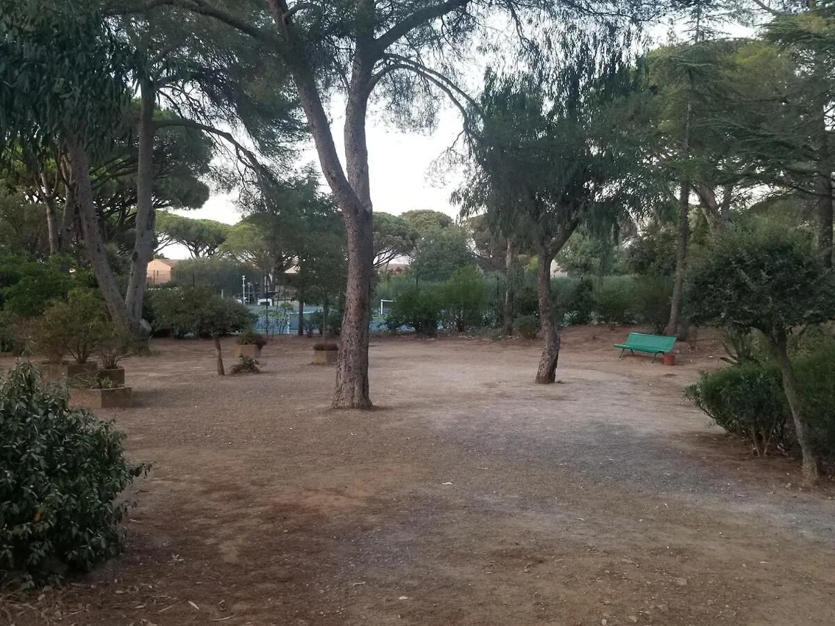 Maison Elegante & Cozy, 5Mn Des Plages & St Tropez Gassin 0*,  France