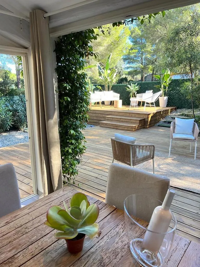 Holiday home Maison Elegante & Cozy, 5Mn Des Plages & St Tropez Gassin